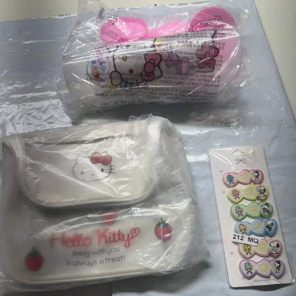 Hello Kitty Tote bag - Picture 2 of 3